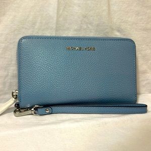 NWT: Michael Kors leather phone case, zip around, wallet